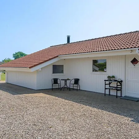 Gorgeous In Haderslev With Kitchen Årøsund
