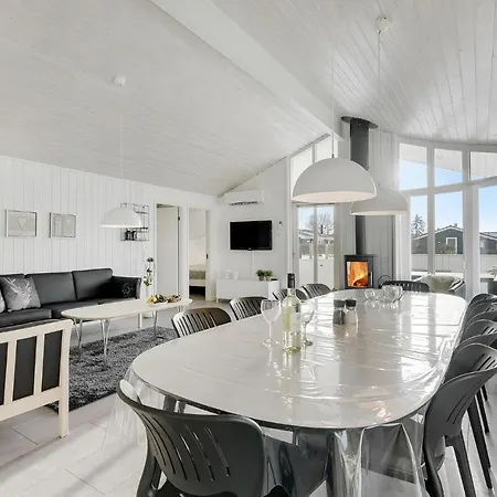 Hébergement de vacances Gorgeous In Haderslev With Kitchen Årøsund