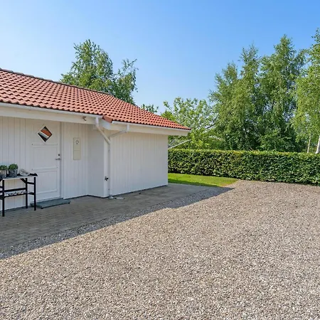Gorgeous In Haderslev With Kitchen Årøsund